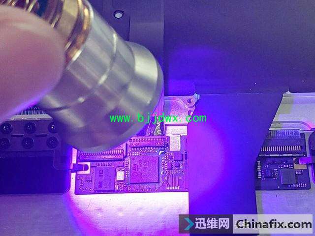 苹果A1466笔记本开机反应慢 死机，非系统问题，没想到是这坏了